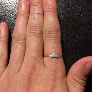 100% Silver ring with triangle